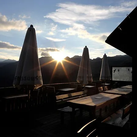 Naturfreundehaus Clavadel Herberg Davos
